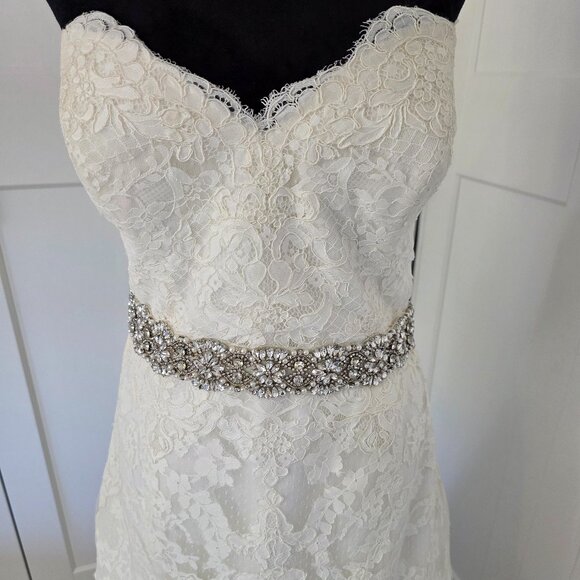 Maggie Sottero Couture "Cadence" Ivory Lace Wedding Gown - Picture 10 of 16